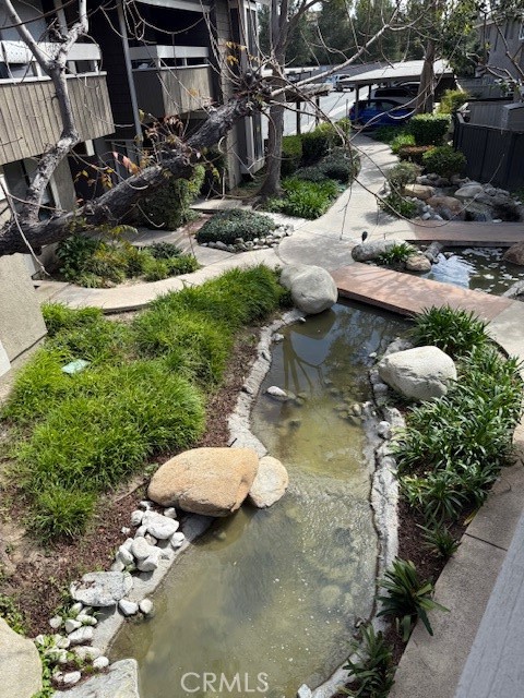 Image 6 of 8 For 146 Streamwood