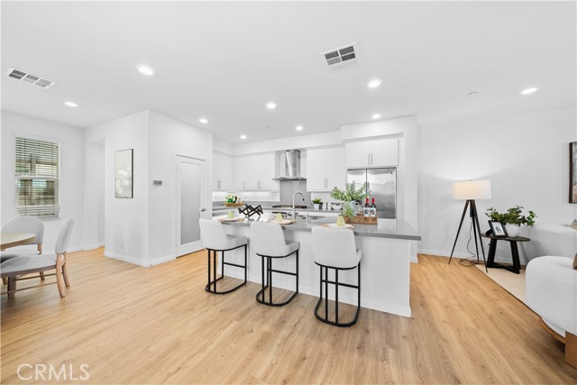 Detail Gallery Image 14 of 37 For 188 Fixie, Irvine,  CA 92618 - 3 Beds | 3/1 Baths