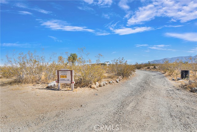 Detail Gallery Image 34 of 44 For 31515 Carnelian Rd, Lucerne Valley,  CA 92356 - 3 Beds | 2 Baths