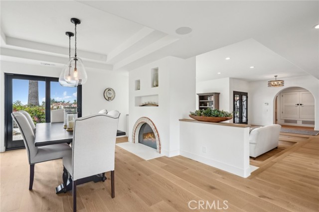 2718 Via Victoria, Palos Verdes Estates CA: https://media.crmls.org/medias/10c72a4d-00fc-4048-93d5-39c677f4d406.jpg