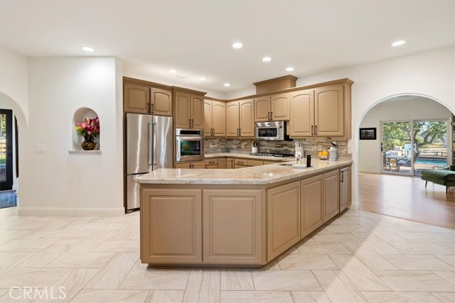 Image 12 of 73 For 6275 Twin Canyon