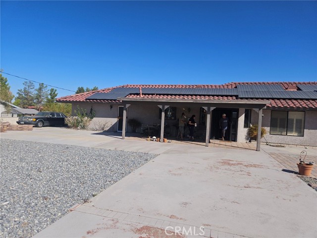 18965 Siskiyou Road, Apple Valley CA: https://media.crmls.org/medias/10c7c389-49a5-4621-af0e-ac29ccdef7e6.jpg