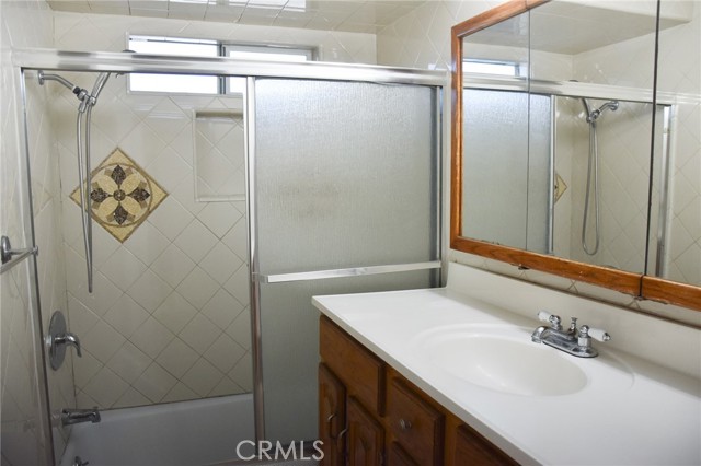 Detail Gallery Image 14 of 43 For 16131 Nassau Ln, Huntington Beach,  CA 92649 - 3 Beds | 3 Baths