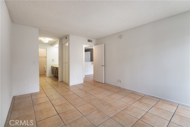 Detail Gallery Image 20 of 29 For 21500 Califa St #97,  Woodland Hills,  CA 91367 - 2 Beds | 2 Baths