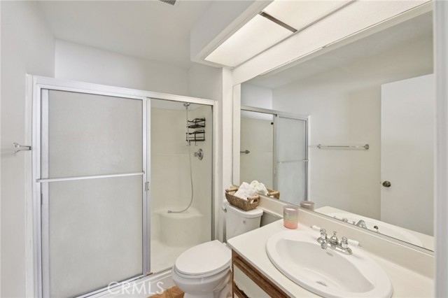 Detail Gallery Image 18 of 38 For 602 Park Shadow Ct, Baldwin Park,  CA 91706 - 3 Beds | 2/1 Baths