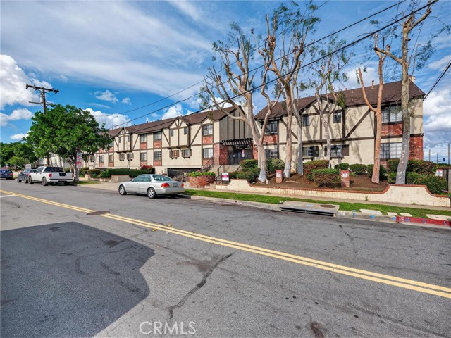 Detail Gallery Image 2 of 29 For 1419 W 179th #9,  Gardena,  CA 90248 - 2 Beds | 2 Baths