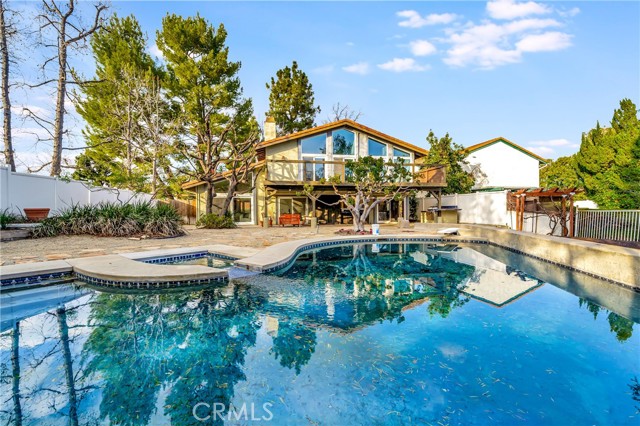 23216 Park Esperanza, Calabasas CA: https://media.crmls.org/medias/10ca61ca-75f3-401b-8fa2-e01b6e1dcd02.jpg