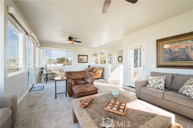 Detail Gallery Image 12 of 75 For 3111 Studio Dr, Cayucos,  CA 93430 - 3 Beds | 2/1 Baths