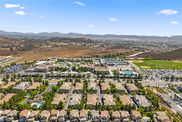 Detail Gallery Image 43 of 54 For 28266 Socorro St #93,  Murrieta,  CA 92563 - 3 Beds | 2/1 Baths