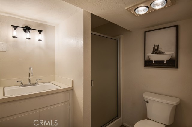 27843 Peninsula N Drive, Lake Arrowhead CA: https://media.crmls.org/medias/10cc3031-6600-42cb-905e-e69d9a027f5a.jpg