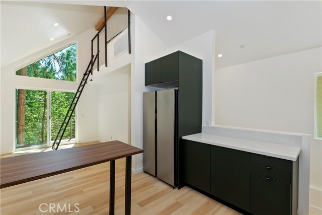 Detail Gallery Image 12 of 46 For 441 Oriole Dr #3,  Twin Peaks,  CA 92391 - 3 Beds | 1/1 Baths