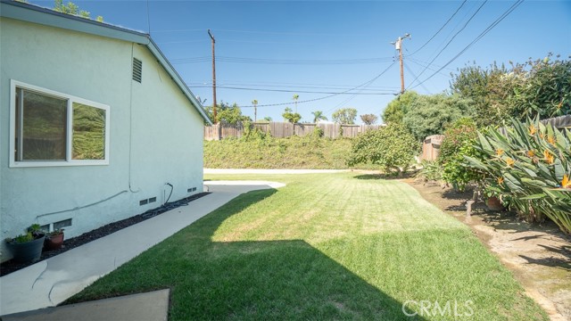 Detail Gallery Image 36 of 46 For 1301 Cameo Dr, Tustin,  CA 92780 - 4 Beds | 2 Baths