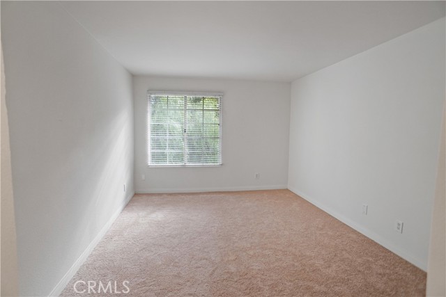 MLS #SR25265159 image #9