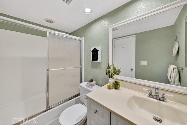 Detail Gallery Image 27 of 38 For 20702 El Toro #16,  Lake Forest,  CA 92630 - 2 Beds | 2 Baths