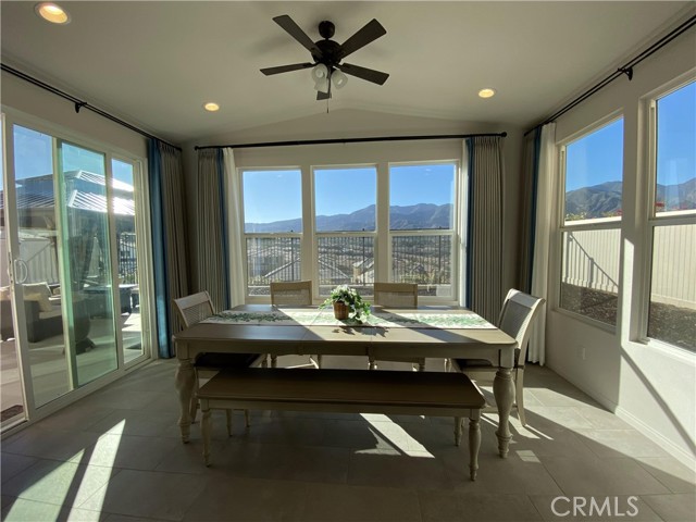 Detail Gallery Image 8 of 29 For 11301 Atlas Ct, Corona,  CA 92883 - 3 Beds | 2/1 Baths