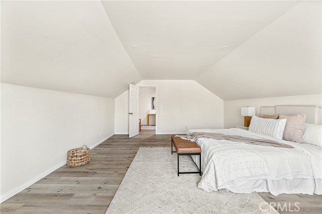 Detail Gallery Image 22 of 52 For 1251 Leighton Ave #1251,  Los Angeles,  CA 90037 - 5 Beds | 2 Baths