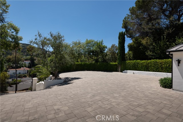 Detail Gallery Image 6 of 46 For 11039 Wrightwood Pl, Studio City,  CA 91604 - 3 Beds | 3 Baths