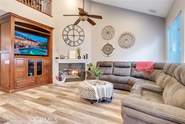 Detail Gallery Image 21 of 38 For 25183 Forest St, Corona,  CA 92883 - 4 Beds | 3 Baths