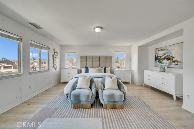 Image 38 of 57 For 14330 Wolfhound