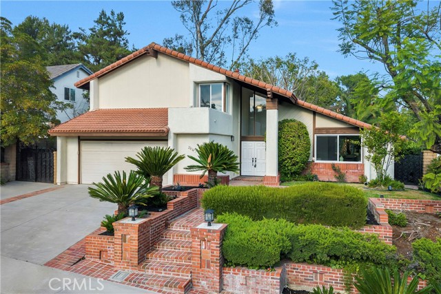 27662 Esla, Mission Viejo CA: https://media.crmls.org/medias/10d1f08b-0fba-4a79-a2ad-31259fdbad77.jpg
