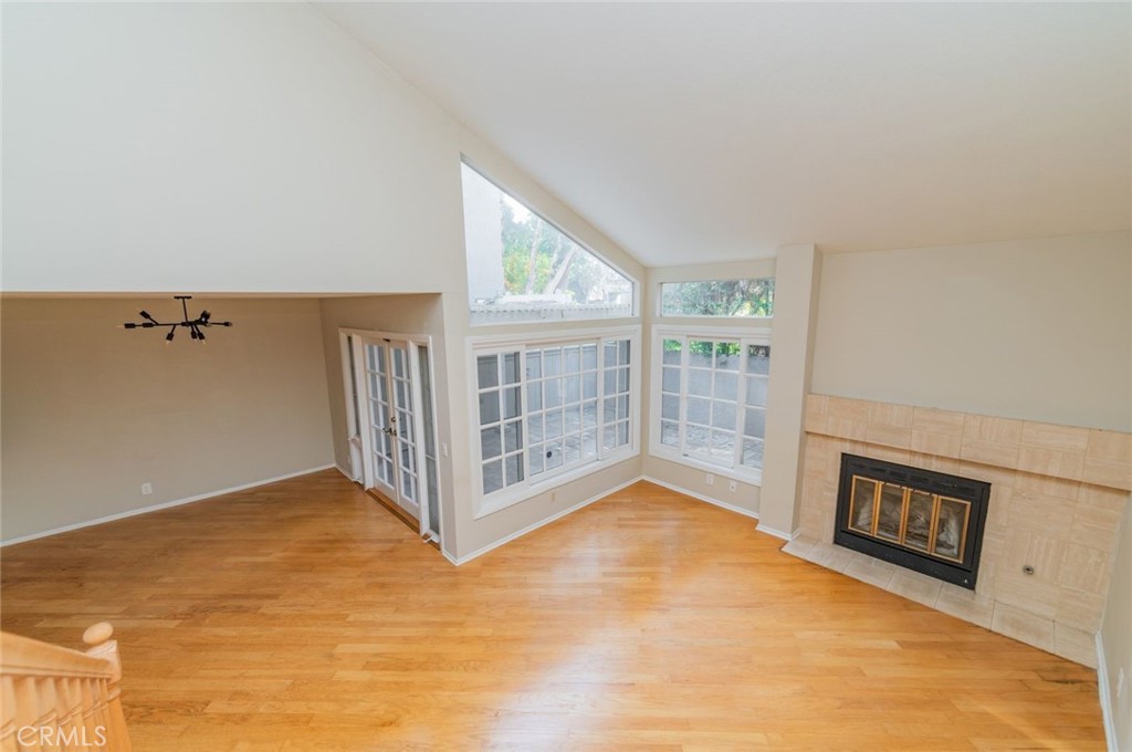 MLS #OC25276535 image #6