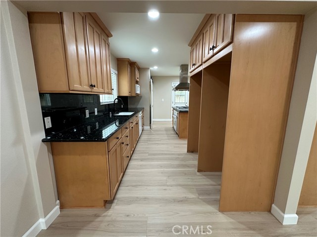 Detail Gallery Image 63 of 75 For 2331 E Adams, Orange,  CA 92867 - 5 Beds | 4 Baths