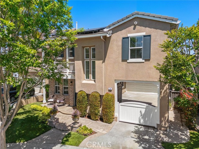 18 Duskywing, Ladera Ranch CA: https://media.crmls.org/medias/10d27b5e-1516-42c9-8518-7715f1565d7a.jpg