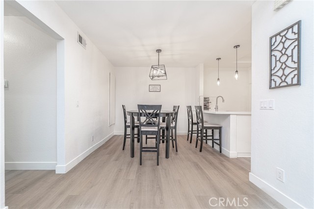 Image 7 of 26 For 600 Brea Boulevard 47