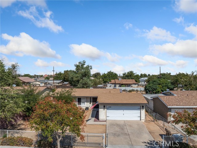 Detail Gallery Image 1 of 1 For 16028 Smoke Tree St, Hesperia,  CA 92345 - 3 Beds | 1 Baths