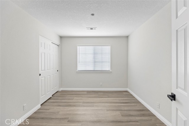 Detail Gallery Image 7 of 24 For 12431 Parkwood Pl, Victorville,  CA 92392 - 3 Beds | 2 Baths