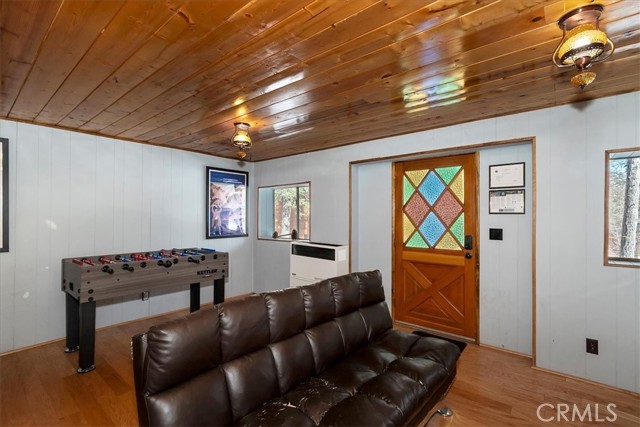 Detail Gallery Image 12 of 37 For 1370 Primrose Ct, Big Bear Lake,  CA 92315 - 2 Beds | 1/1 Baths