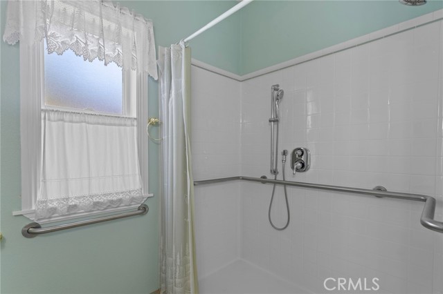 534 Highland, Big Bear Lake CA: https://media.crmls.org/medias/10d45fcf-2b03-4a6a-80fc-64dfe4888831.jpg