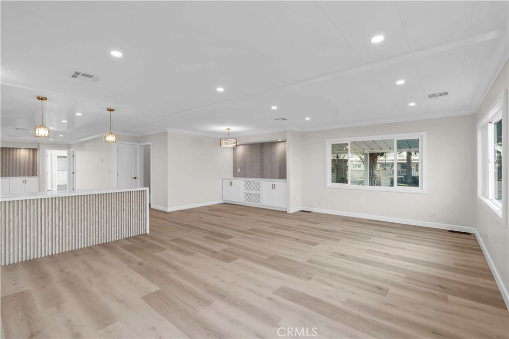 MLS #OC25276315 image #6