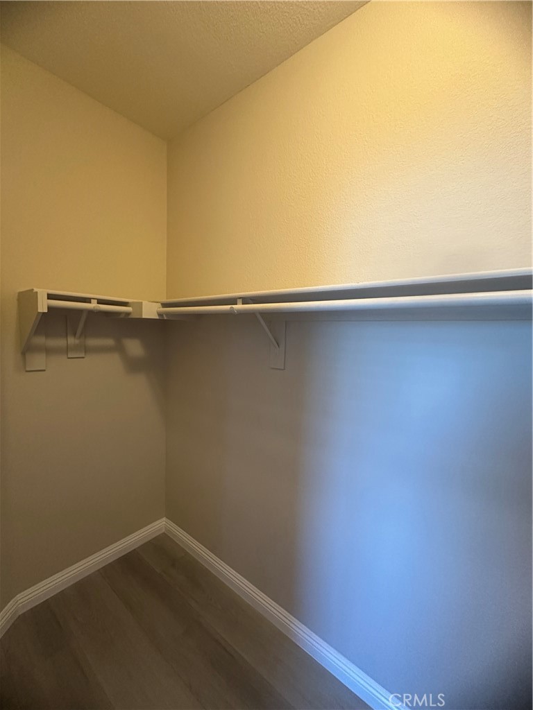 https://media.crmls.org/medias/10d66b78-2e47-4219-a722-c90556d025e1.jpg?preset=X-Large