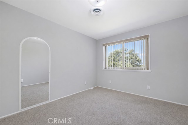 Detail Gallery Image 16 of 33 For 25030 Atwood Bld, Newhall,  CA 91321 - 4 Beds | 2 Baths