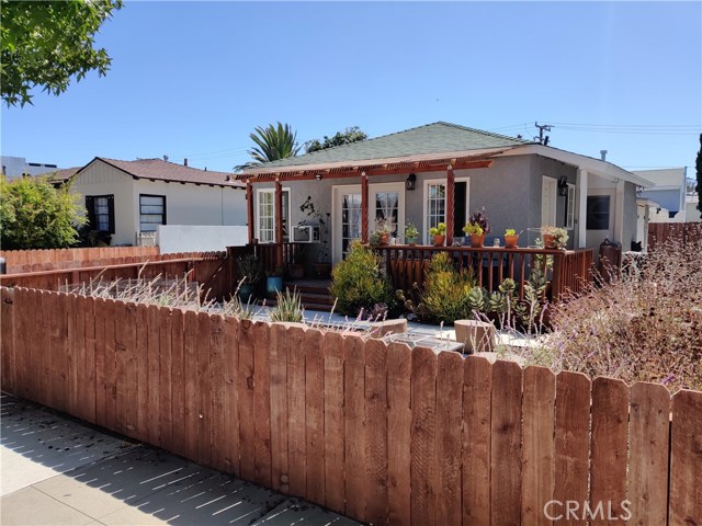 2002 18th Street Santa Monica, California Triplex in the heart of Santa Monica. All 3 units completely remodeled kitchens, baths, floors, lighting and windows. Concrete all around for easy access for tenants and easy maintenance. Front two units have external washer & dryer. Rear unit has internal washer & dryer. Separate parking for all 3 units onsite.
Pride of ownership. Premier Location and Access to the I-10 Freeway. Steps from Santa Monica College. Two miles from the beach. Dense and affluent neighborhood. Value-add opportunity. All parts of the property are updated and well maintained. Front building has two units each with their own address. Rear building is fully separate with its own address and rear gate. All units delivered without tenants (VACAN†). Units rent may be set to *any* amount after purchase then will follow Santa Monica Max Allowed Rent. Note that this property is currently exempt from rent control. *Read more* here (search: Santa Monica Owner-Occupied Exemption, 3 units or less). Virtual Tour link below with walk through (youtube.com/embed/h2Te2gdlVu8).*Broker does not guarantee the accuracy of square footage, lot size or any other information concerning the condition or features of property provided by the seller or obtained from public records or other sources, and the buyer is advised to independently verify the accuracy of that information through personal inspection and with appropriate professionals.
SHOWING INFORMATION