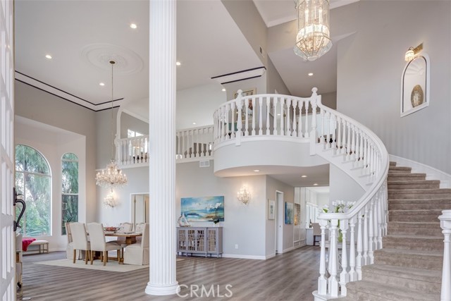 4020 Clarinda Drive, Tarzana CA: https://media.crmls.org/medias/10d6d48a-1c41-4613-8ccc-10917c3dc842.jpg