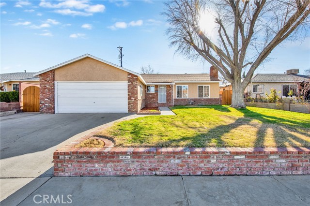 Detail Gallery Image 1 of 43 For 1026 W Avenue J7, Lancaster,  CA 93534 - 4 Beds | 2 Baths