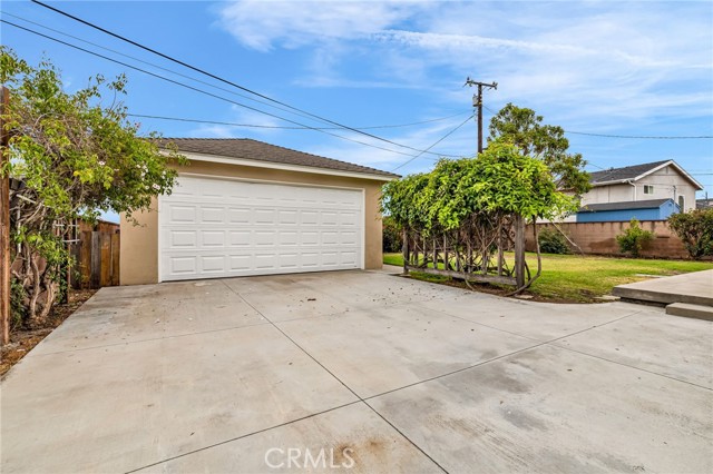 13262 Galway Street, Garden Grove CA: https://media.crmls.org/medias/10d795c0-ff86-4fa7-ae44-3c3f8c8fe28d.jpg