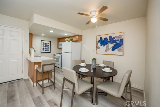 Detail Gallery Image 7 of 30 For 1114 W Blaine St #105,  Riverside,  CA 92507 - 2 Beds | 1 Baths