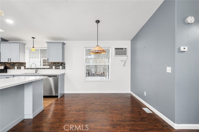9850 Garfield, Huntington Beach CA: https://media.crmls.org/medias/10d92030-8c30-40c4-90df-77b1bde79cb5.jpg