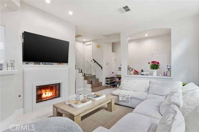 Image 7 of 30 For 7697 Hazard Center