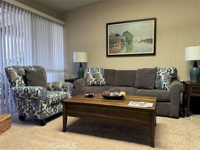 1664 Thunderbird Drive, Seal Beach CA: https://media.crmls.org/medias/10dabdd7-3782-4f5b-8df7-02d4224756be.jpg