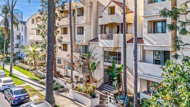 Detail Gallery Image 1 of 20 For 535 Magnolia Ave #311,  Long Beach,  CA 90802 - 2 Beds | 2 Baths