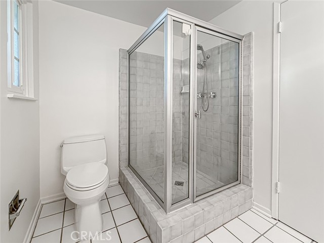 Detail Gallery Image 35 of 51 For 17533 Marilla St, Northridge,  CA 91325 - 3 Beds | 2/1 Baths