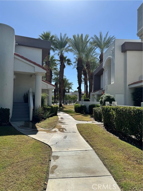 401 S El Cielo #212, Palm Springs, CA 92262