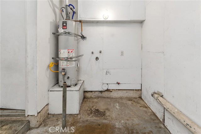 Detail Gallery Image 35 of 39 For 3088 Gladstone St #4,  Pomona,  CA 91767 - 2 Beds | 1 Baths