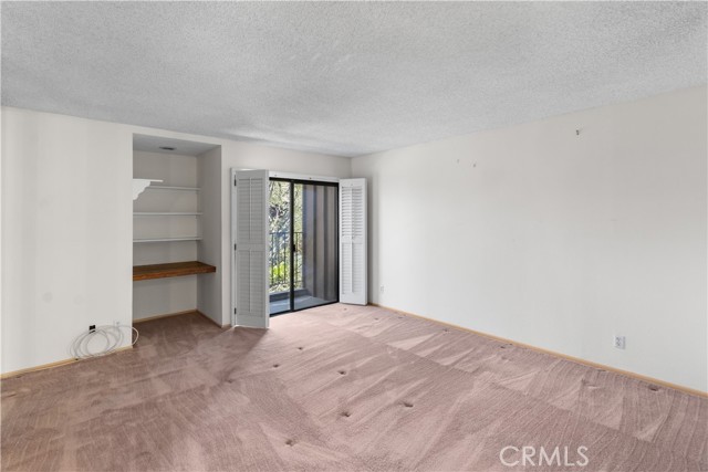 1437 Dalmatia Drive, San Pedro CA: https://media.crmls.org/medias/10dbad41-13ac-4cd8-9520-189b320fa0f1.jpg
