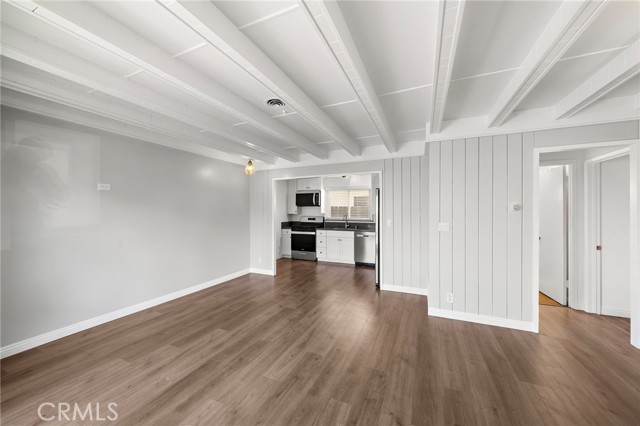 Detail Gallery Image 5 of 24 For 3212 2nd, Corona Del Mar,  CA 92625 - 2 Beds | 2 Baths