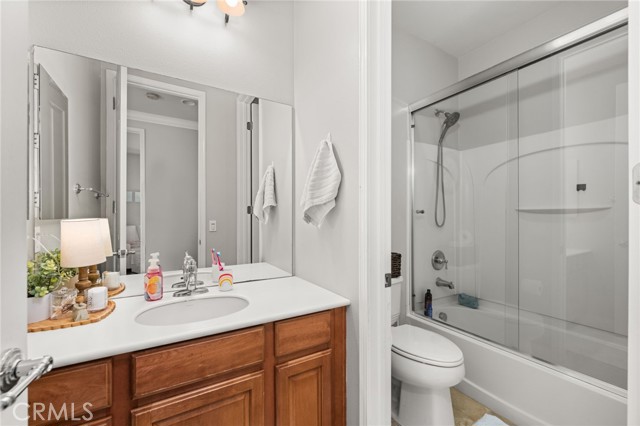 5739 Nutwood Place, Rancho Cucamonga CA: https://media.crmls.org/medias/10dc65c5-3621-41b1-95a9-13fcc94f0923.jpg